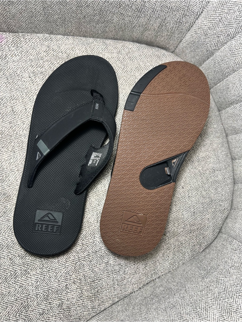 Reef Men’s Black and Brown Flip Flop Sandals